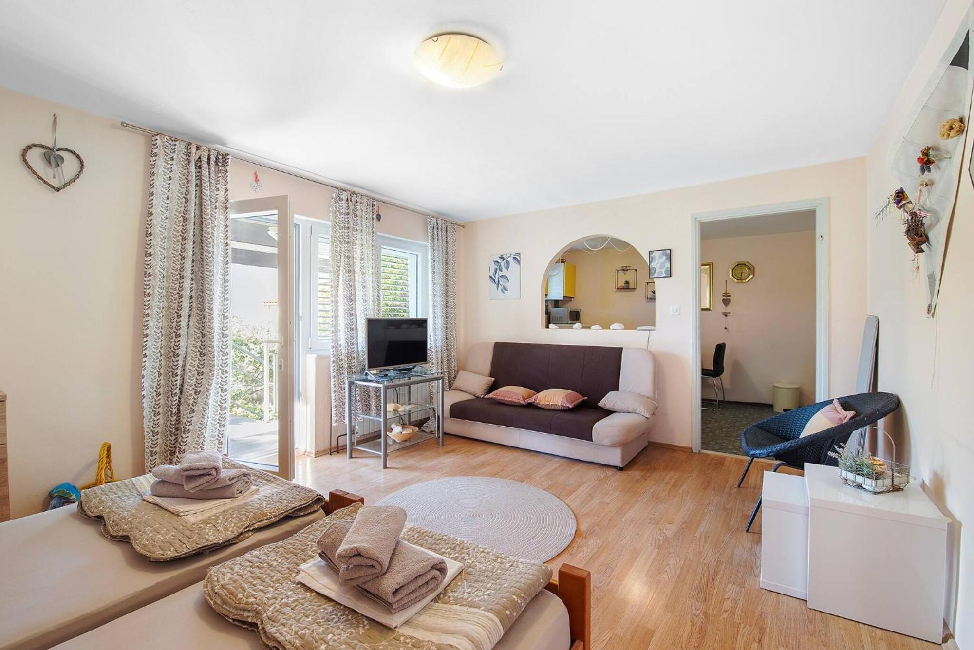Apartments Nena ブロダリツァ エクステリア 写真